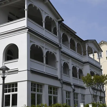 Strandvilla Seeblick - Ferienwohnung 09 *