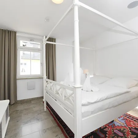 Strandvilla Seeblick - Ferienwohnung 09 Apartment *
